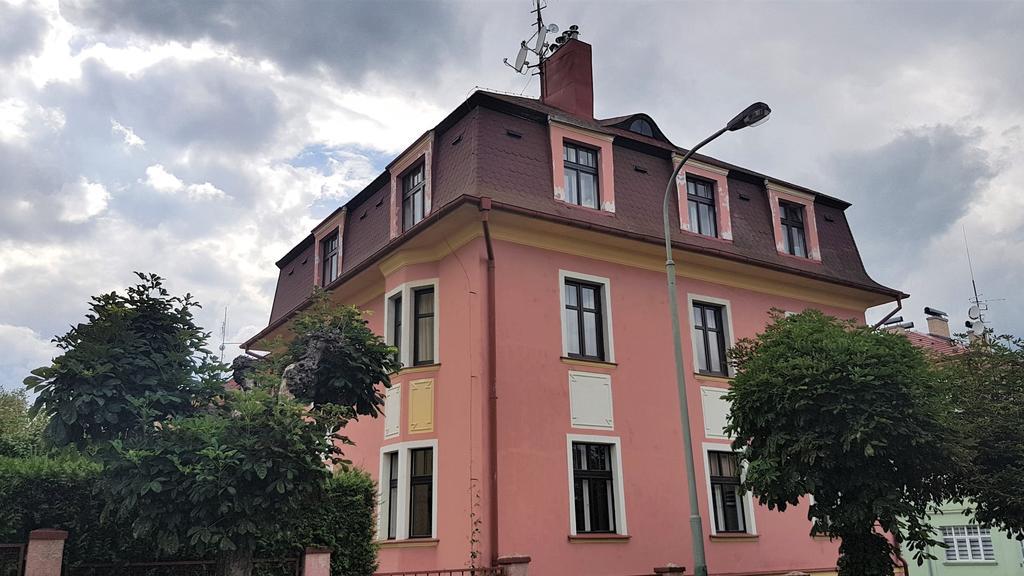Villa Serena Karlsbad Buitenkant foto